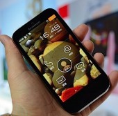 LePhone K2: Billeder af Lenovos bud på en dual-core smartphone